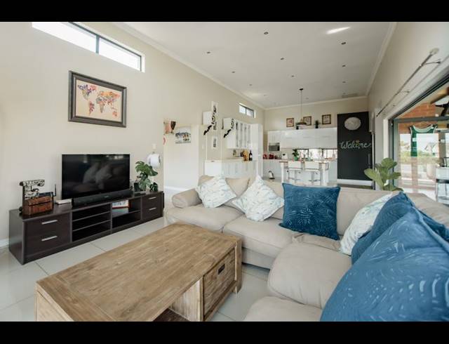 3 BEDROOM HOUSE FOR SALE IN COPPERLEAF ESTATE